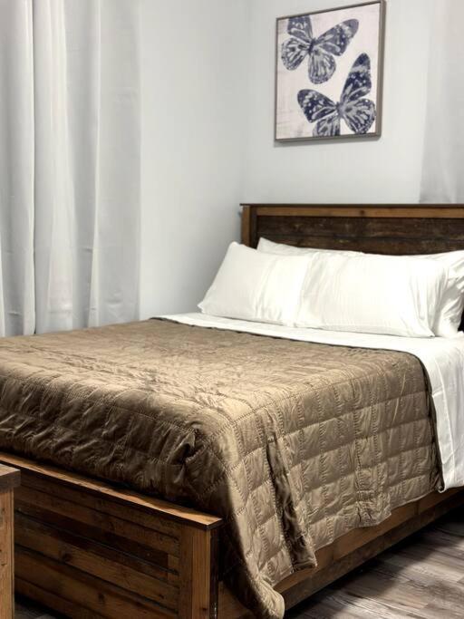 Newly 5 Star 3 Beds 1 Bath Ideal Short Term Rental Schenectady Exteriör bild