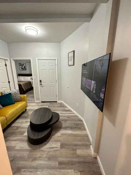 Newly 5 Star 3 Beds 1 Bath Ideal Short Term Rental Schenectady Exteriör bild