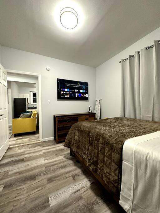 Newly 5 Star 3 Beds 1 Bath Ideal Short Term Rental Schenectady Exteriör bild