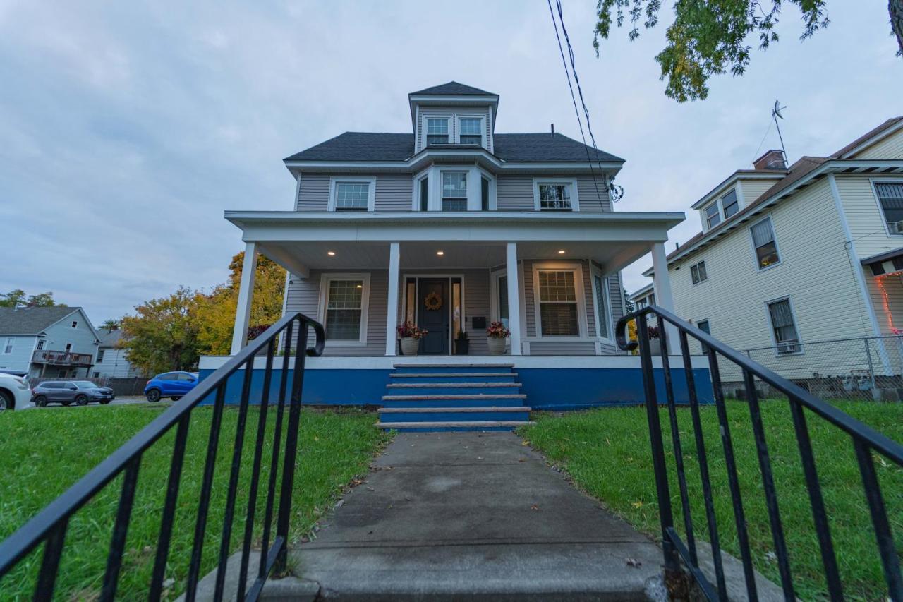 Newly 5 Star 3 Beds 1 Bath Ideal Short Term Rental Schenectady Exteriör bild